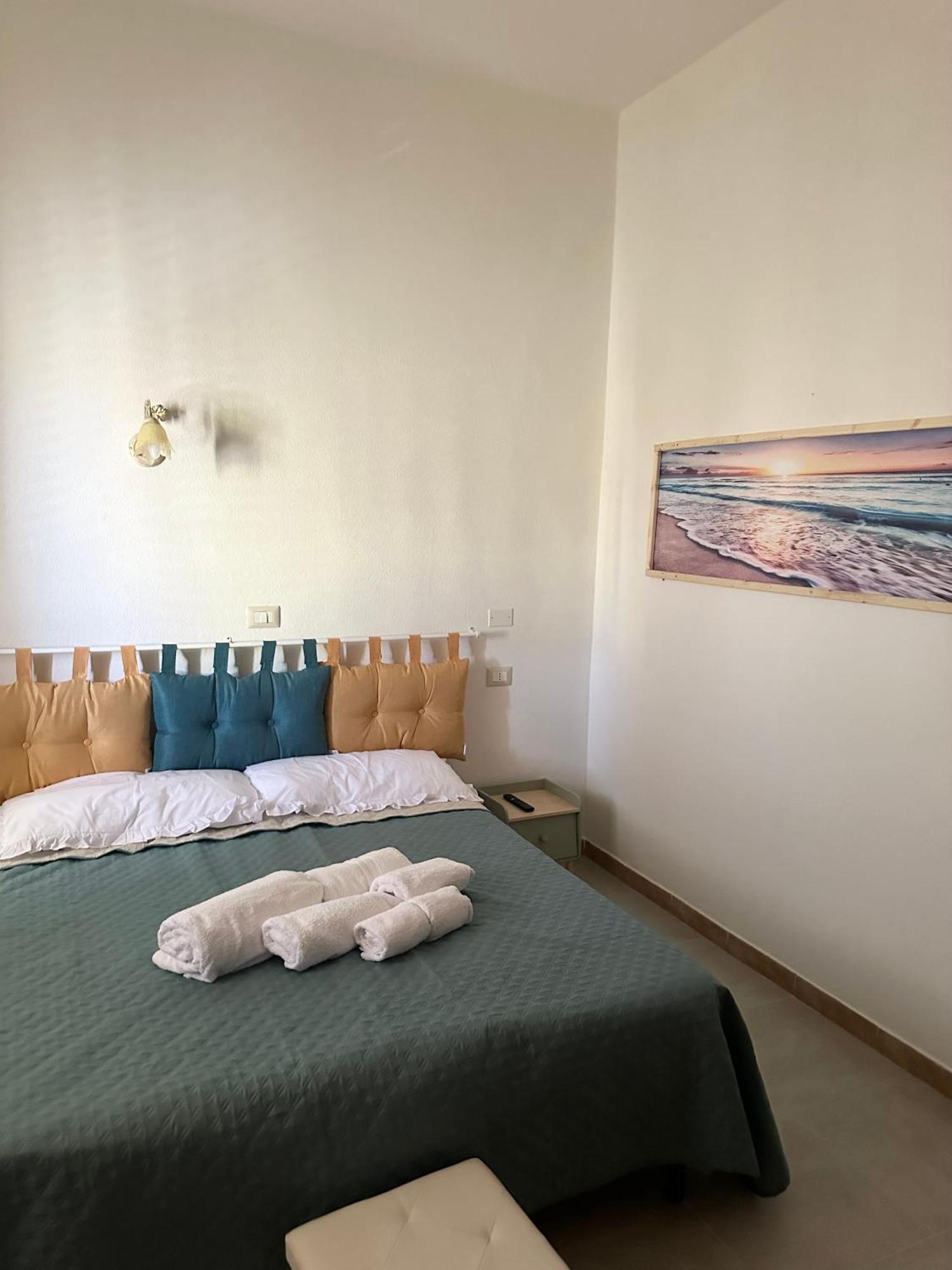 Moncici House Hotel Порто Торес Екстериор снимка